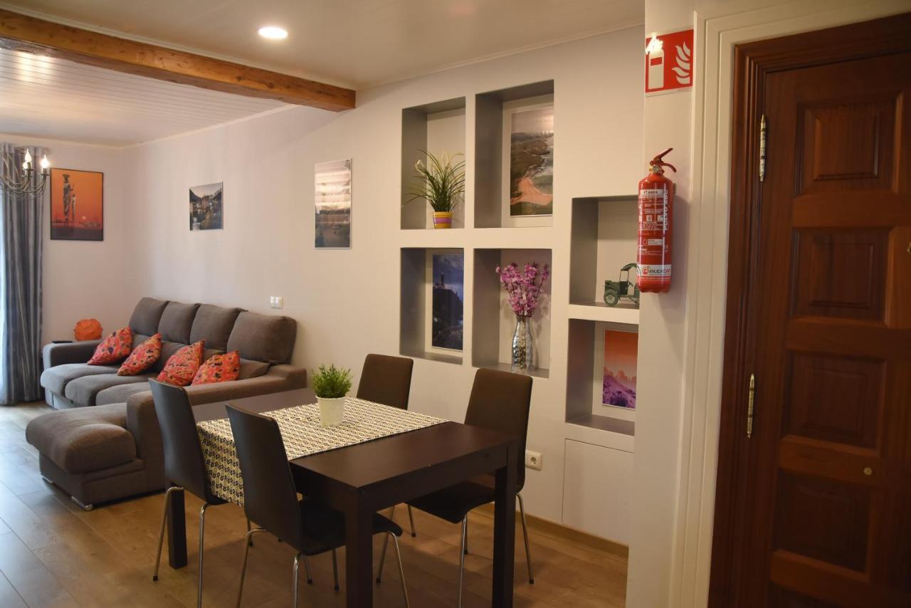 Piso En Calle Peatonal Con Garaje Privado Apartamento