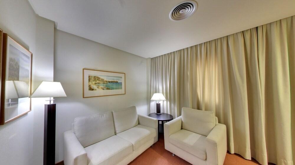 Silken Coliseum Hotel