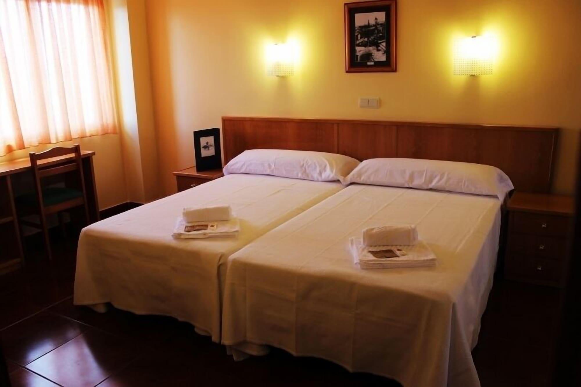 Antiguo Hotel *
