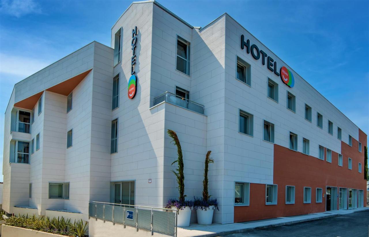 Ibis Styles 3*
