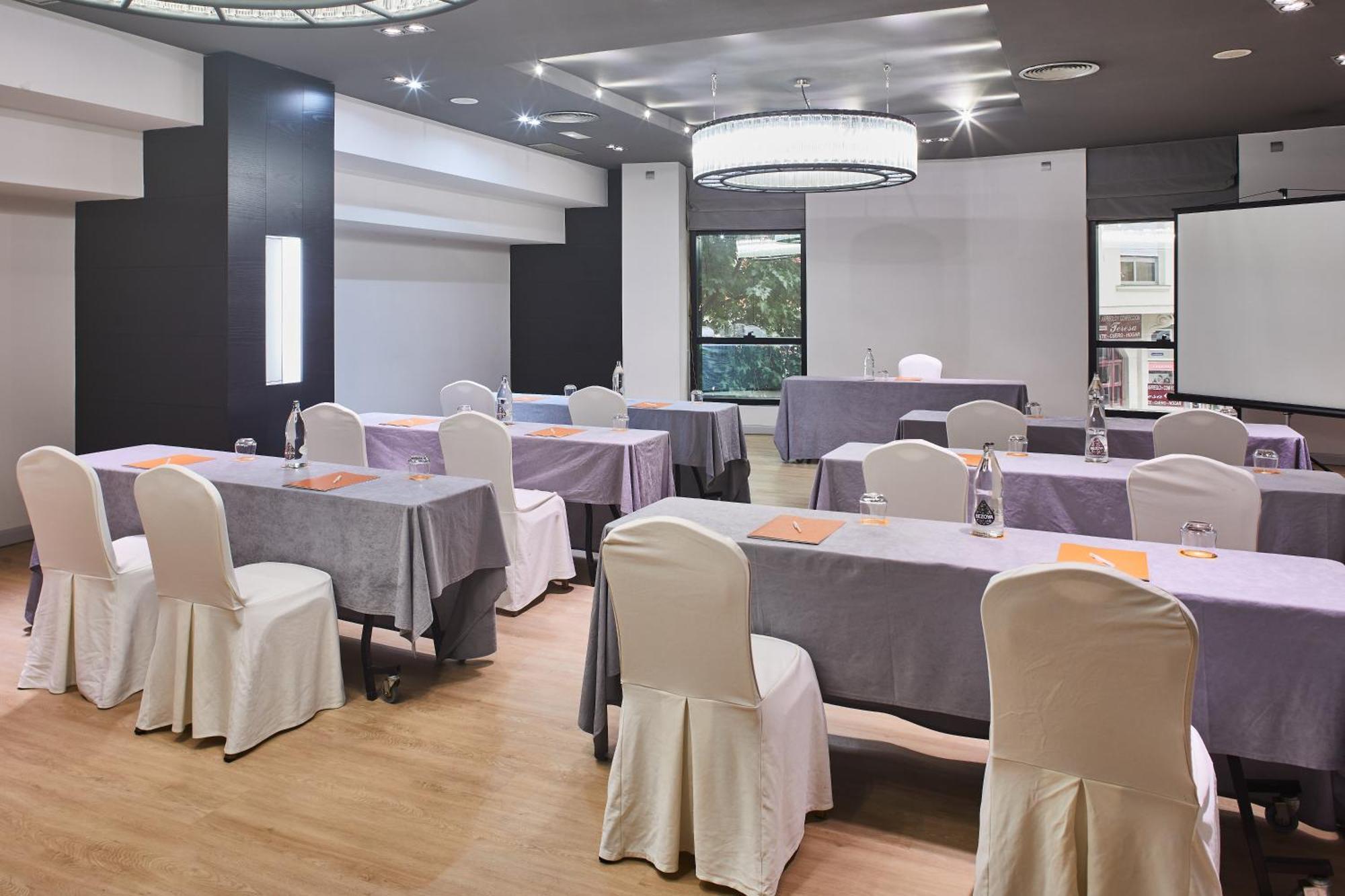 Hotel Silken Coliseum 4*