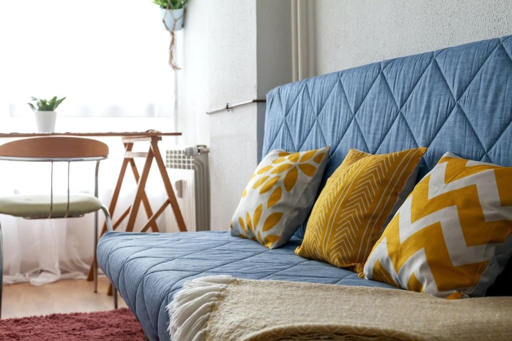 Cómodo Y Luminoso Apartamento En Zona Residencial *