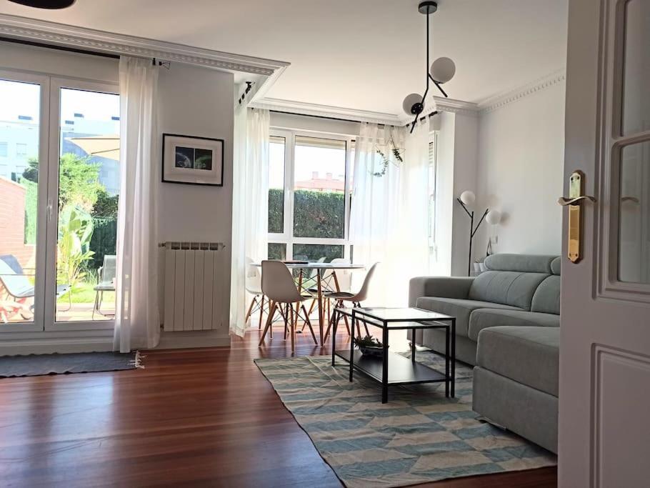 Apartamento Bajo Con Jardin Privado *