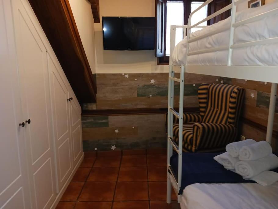 Сasa de vacaciones Casa Independiente Con Chimena, Jardin Y Barbacoa Santander