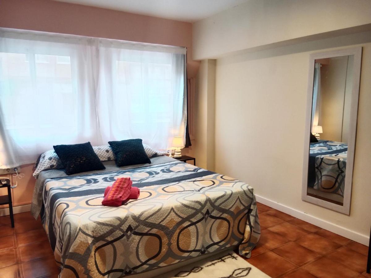 Bed and breakfast Amroom -