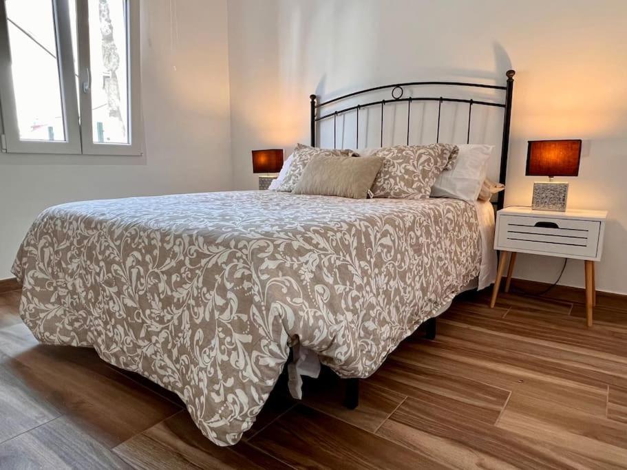 Apartamento A Estrenar En *