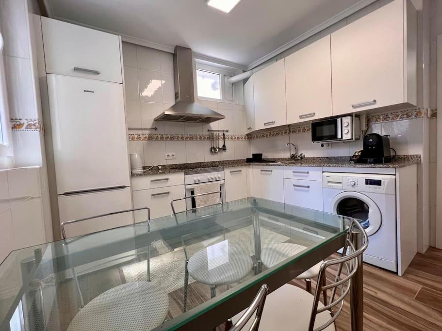 Apartamento A Estrenar En *
