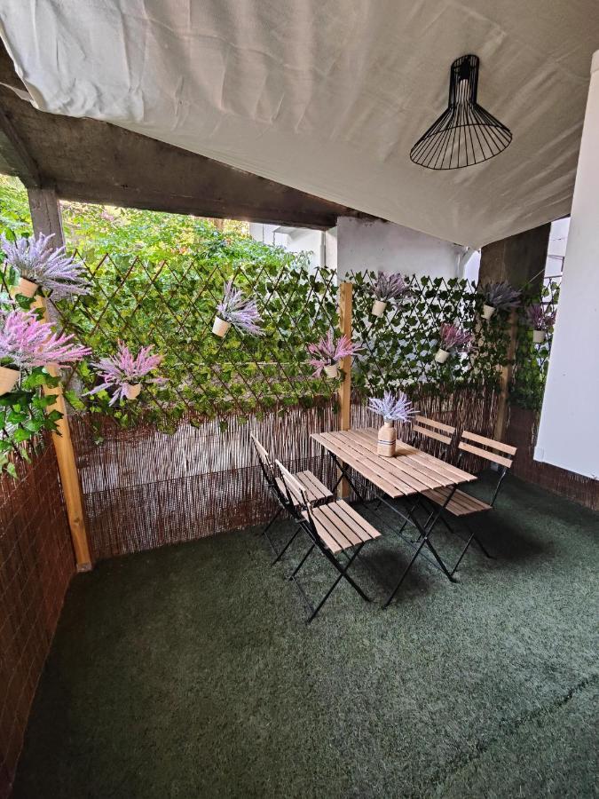1 Apartment