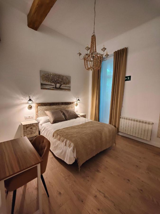 Apartment 1 *