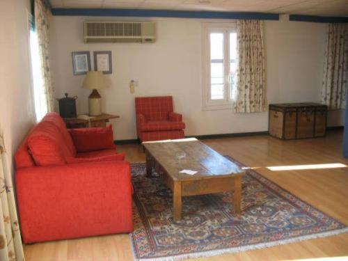 Central Hotel 3*