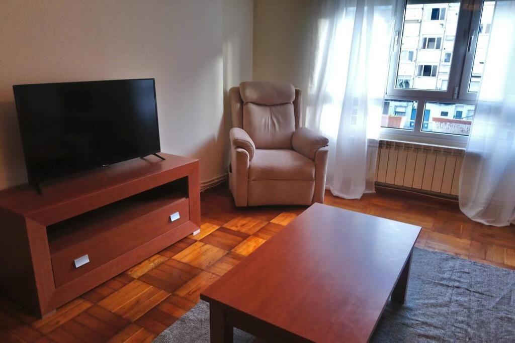 Amplio Piso Cerca De La Playa Apartment *