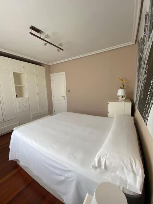 Con Piscina Privada Сasa de vacaciones Santander