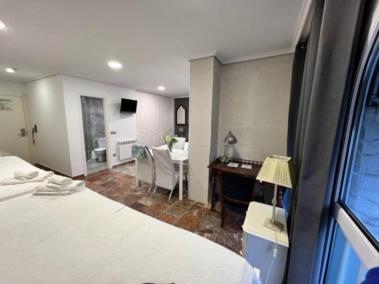 Brisas Aparthotel Santander