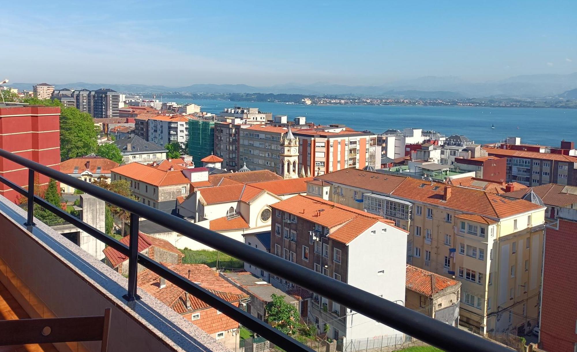 Apartamento Piso Centrico Con Vistas Al Mar *