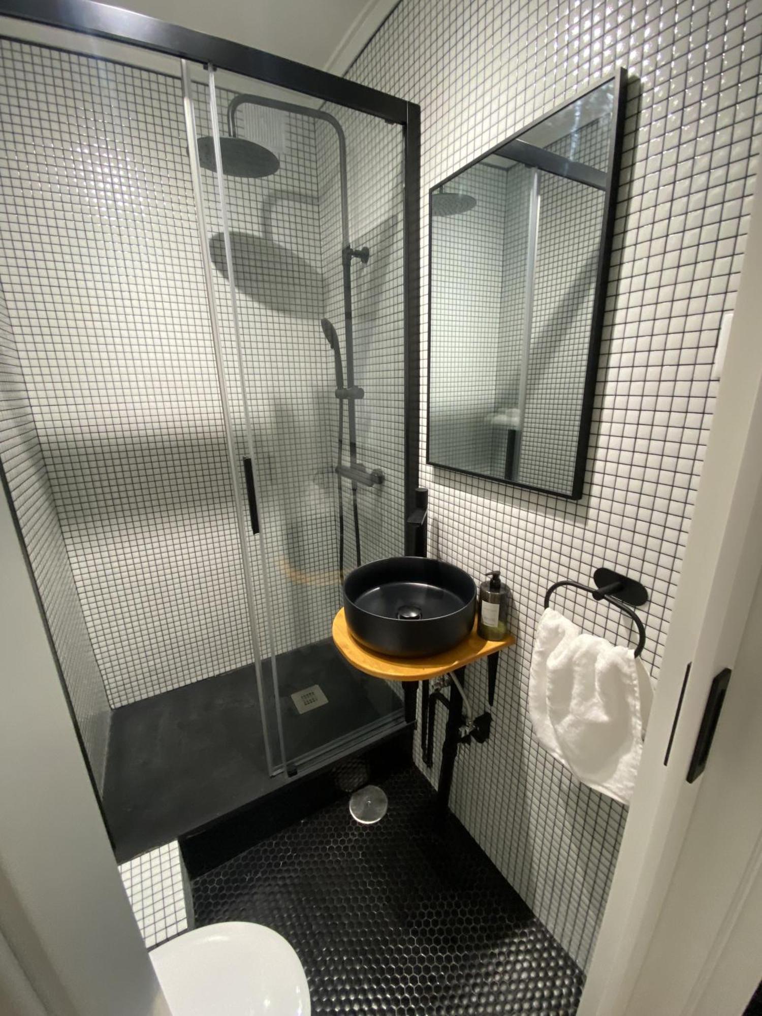 Nuevo Apartamento Para Estrenar En Calle Universidad *