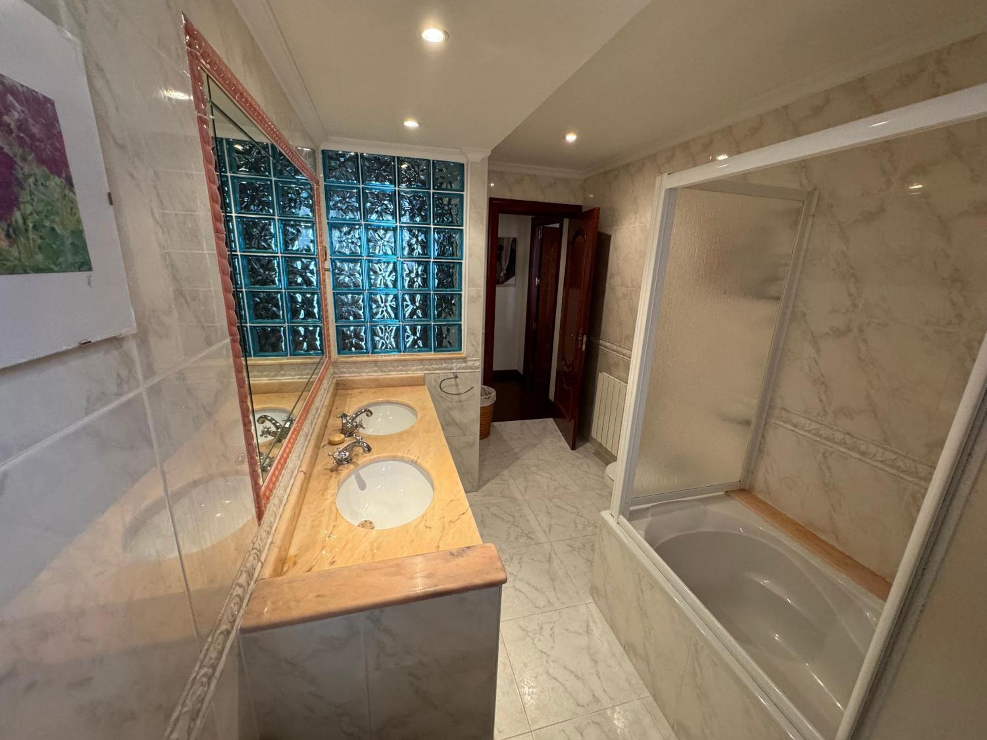 Amplio Apto A 2 Min Ayuntamiento Apartamento *