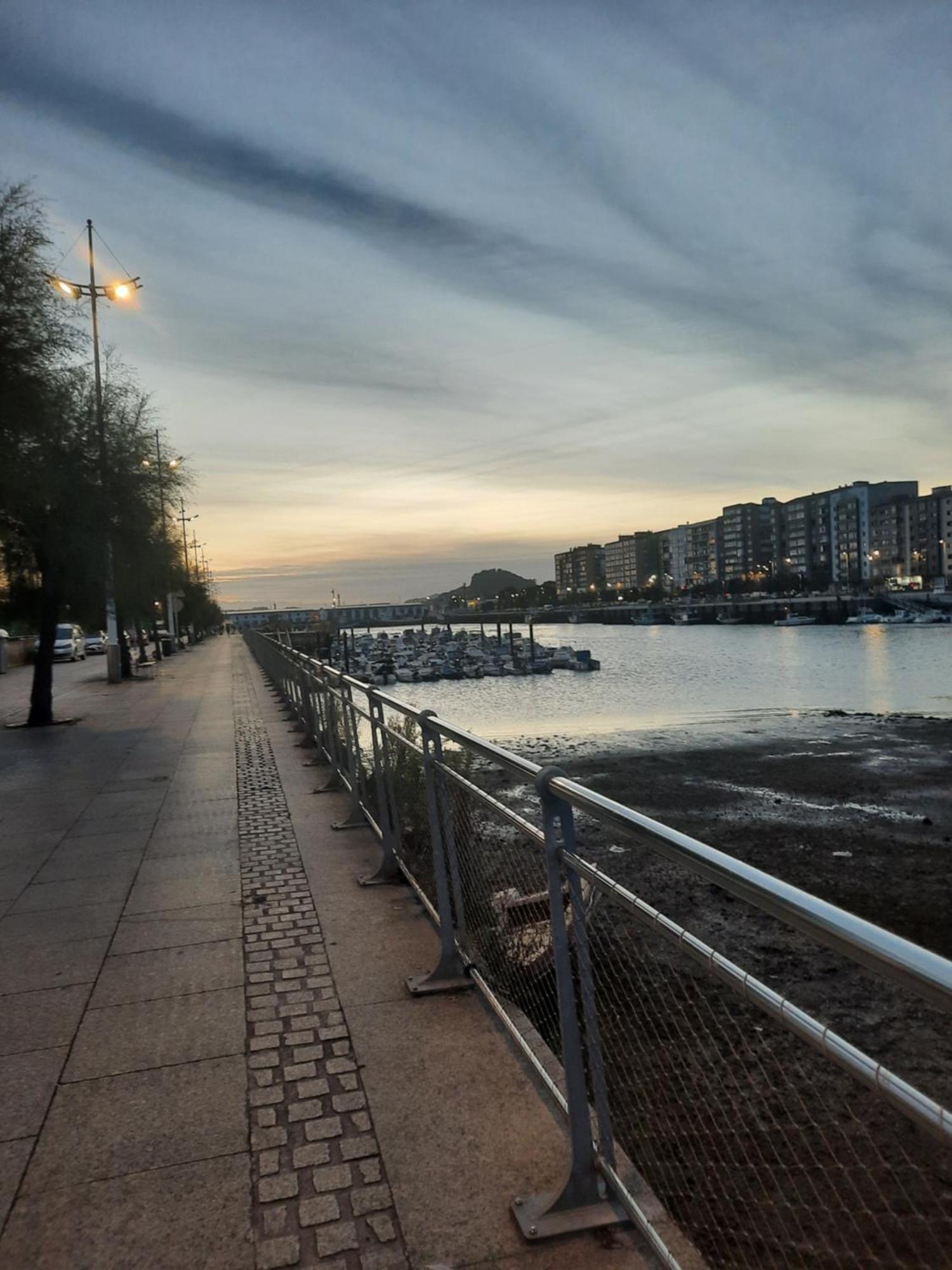 Cerca Estaciones Apartment Santander