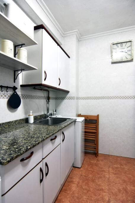 Piso Tranquilo Y Acogedor A 3 Min A Pie Del Centro Apartamento *