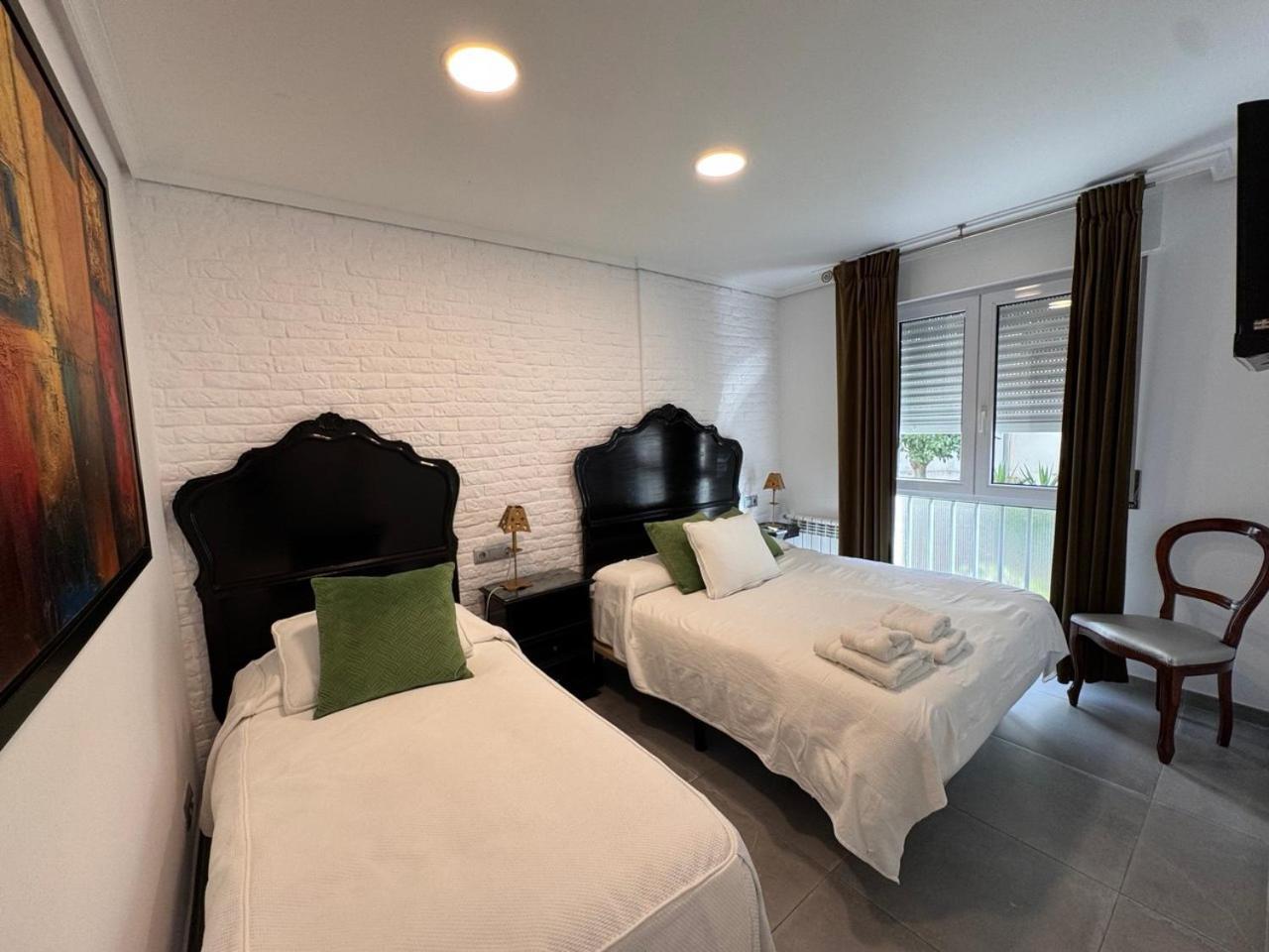 Aparthotel Brisas 3*