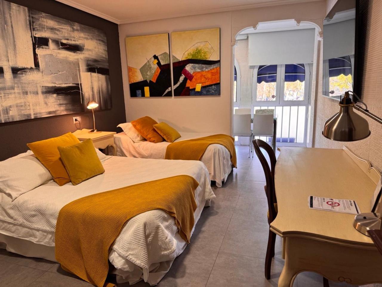 Brisas Aparthotel Santander