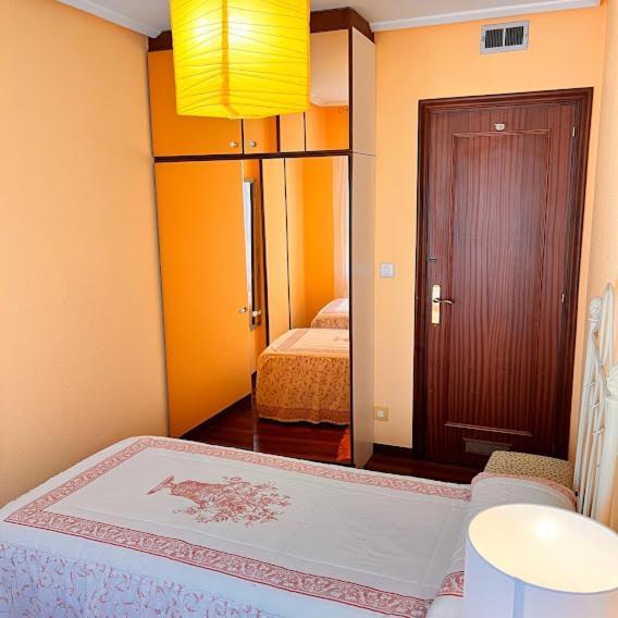Piso Comodo Cerca De La Bahia De * Santander