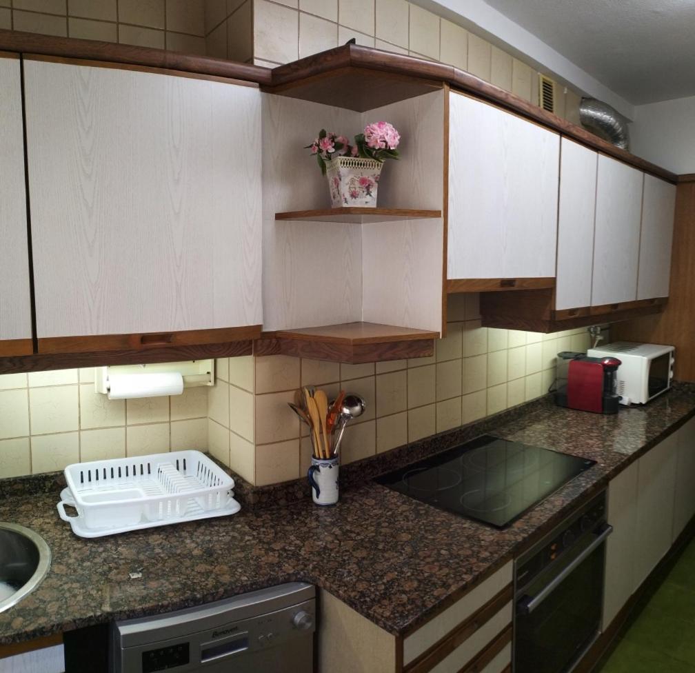 Piso Comodo Cerca De La Bahia De Apartamento Santander