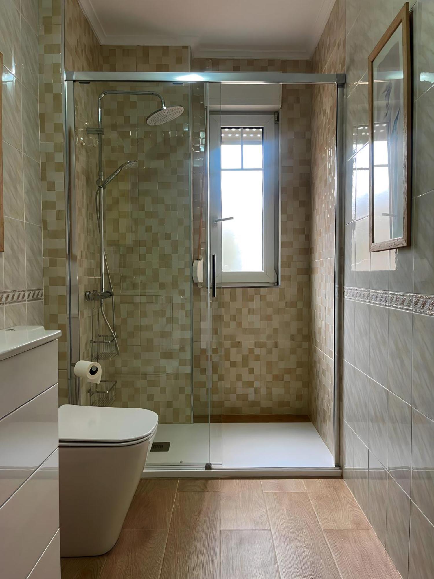 Apartamento Amplio Piso En Calle Alta *