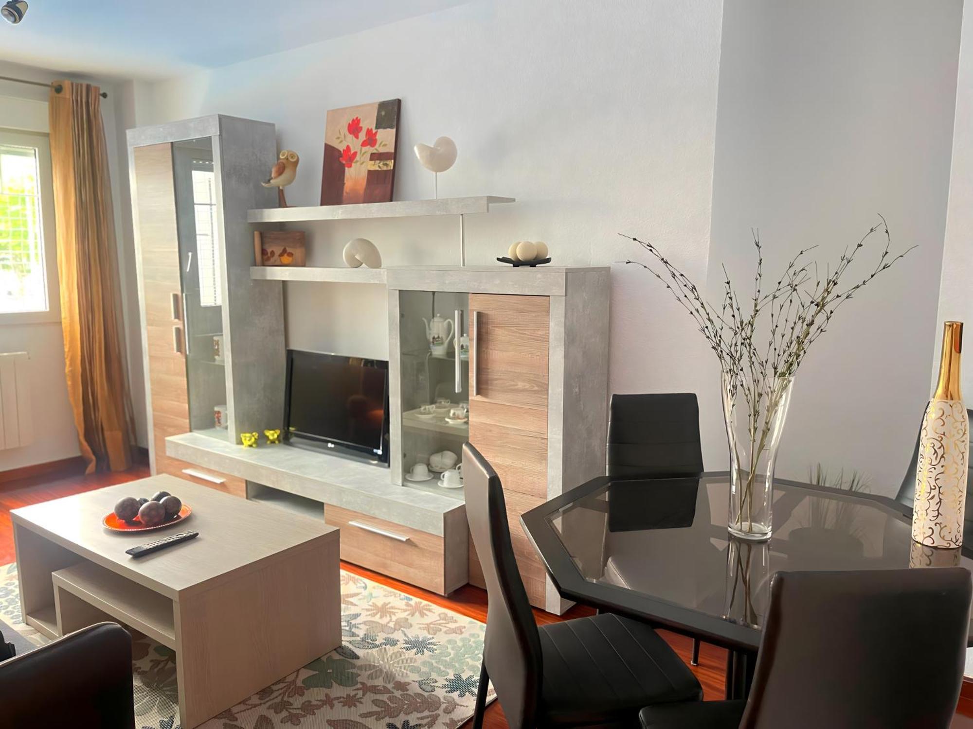Apartamento Amplio Piso En Calle Alta *