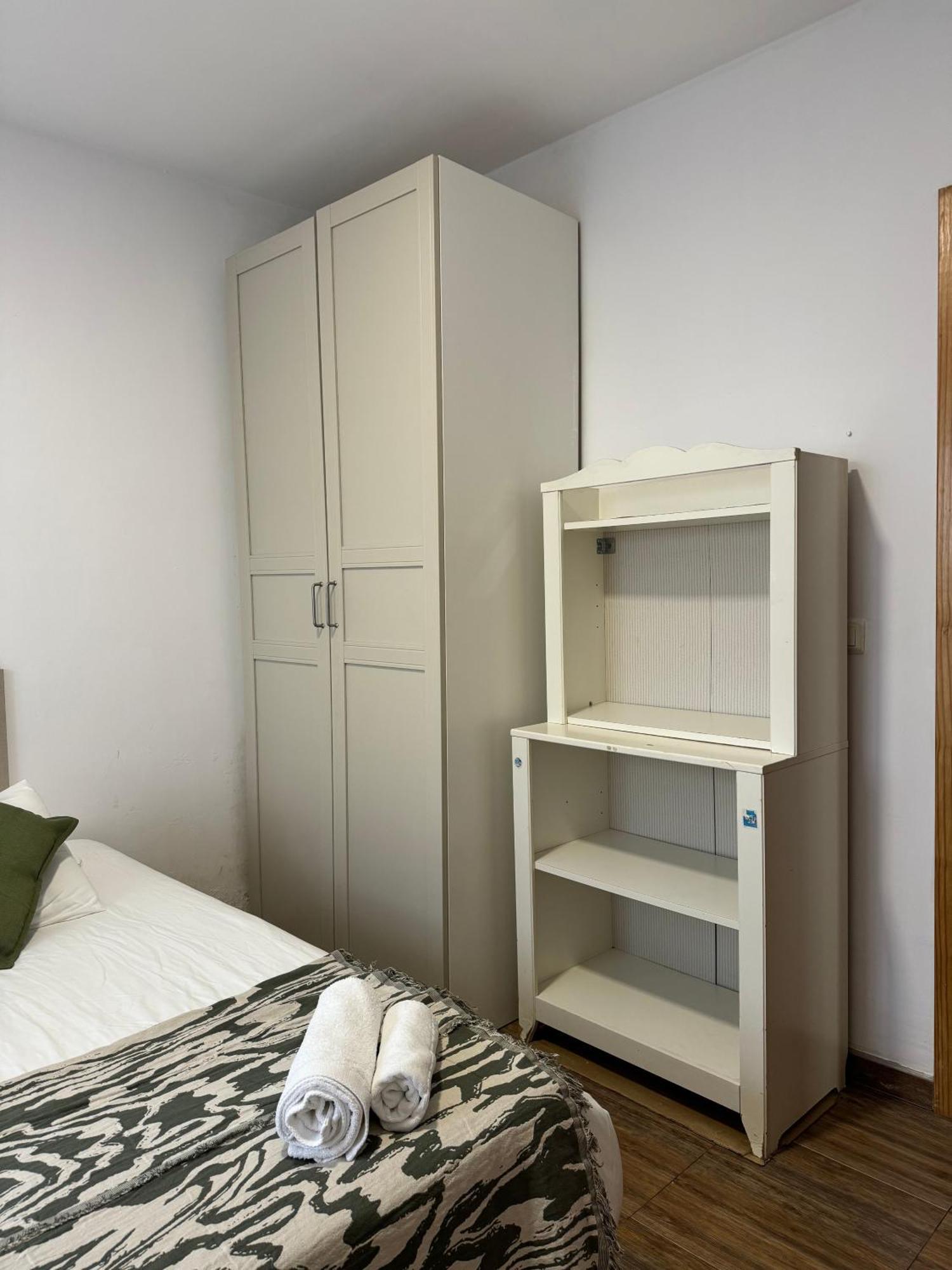 Oasis / Parking Gratis Apartment *