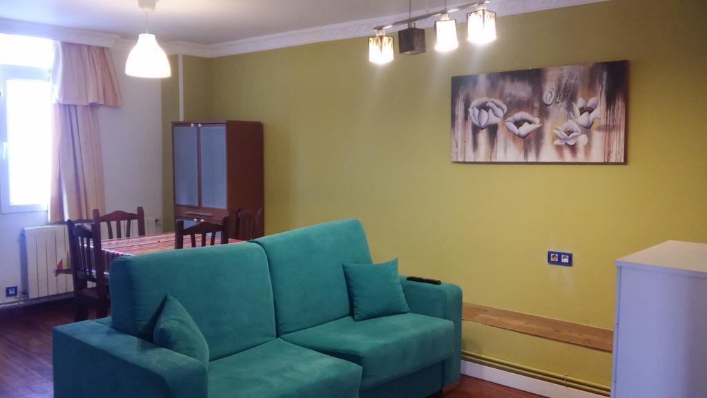 Vintage Menendez Pelayo Apartment Santander