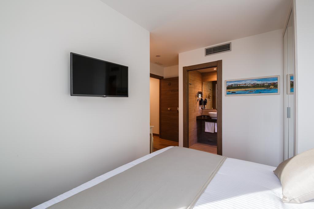 Guest house Sardinero 3*