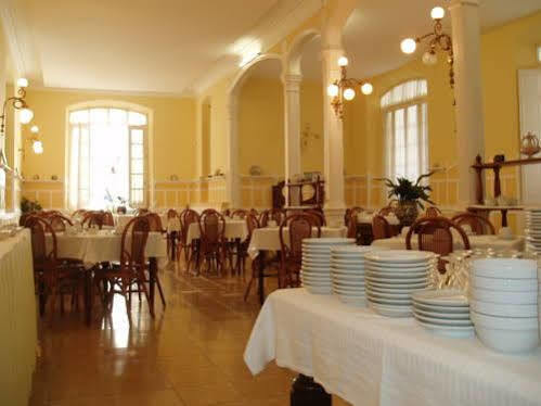 Paris 2*