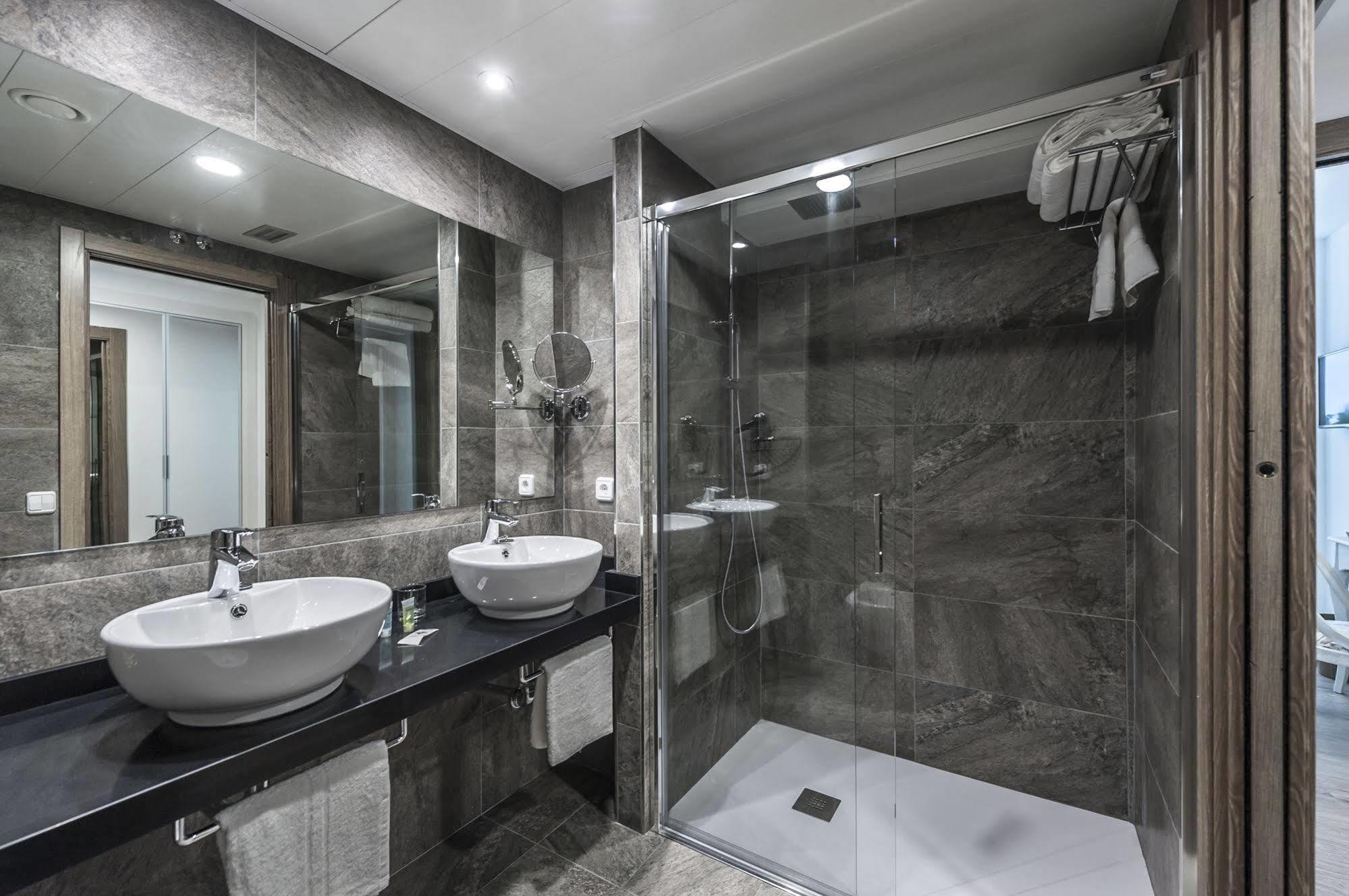 Guest house Sardinero 3*