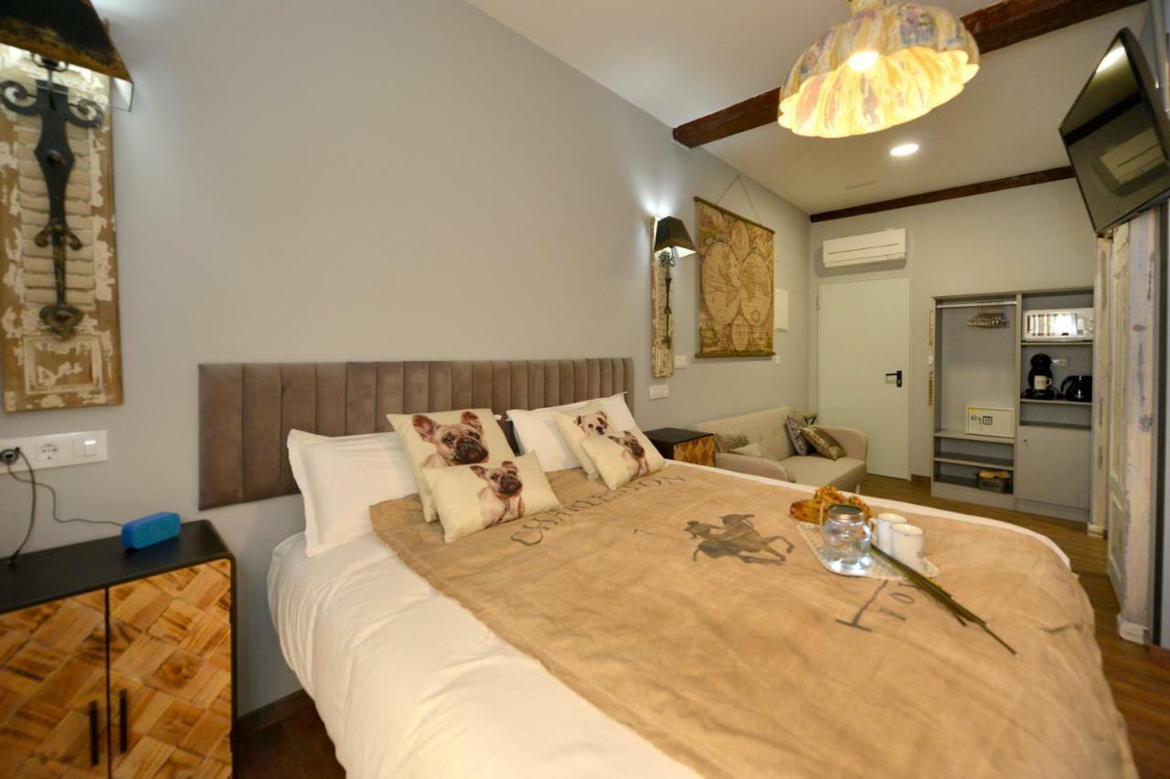 Guest house Center