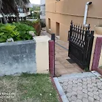 Comodo, Independiente Y Coqueto Apartamento