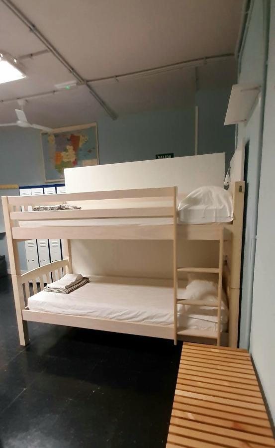 Hostal Santander Central Hostel *