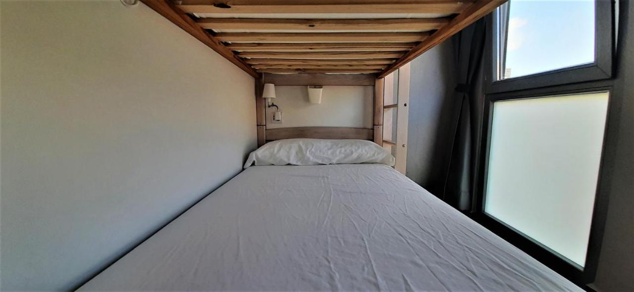 Santander Central Hostel * Santander