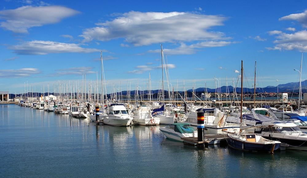 Vincci Puertochico 4* Santander