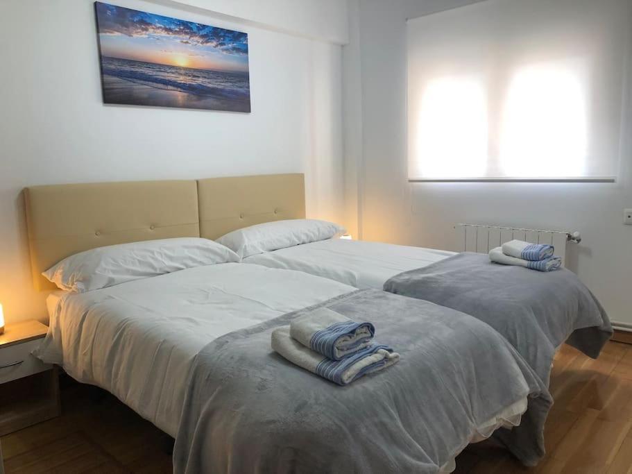 Piso En Zona Universidad Y Sardinero By Urbanhosting Apartamento *