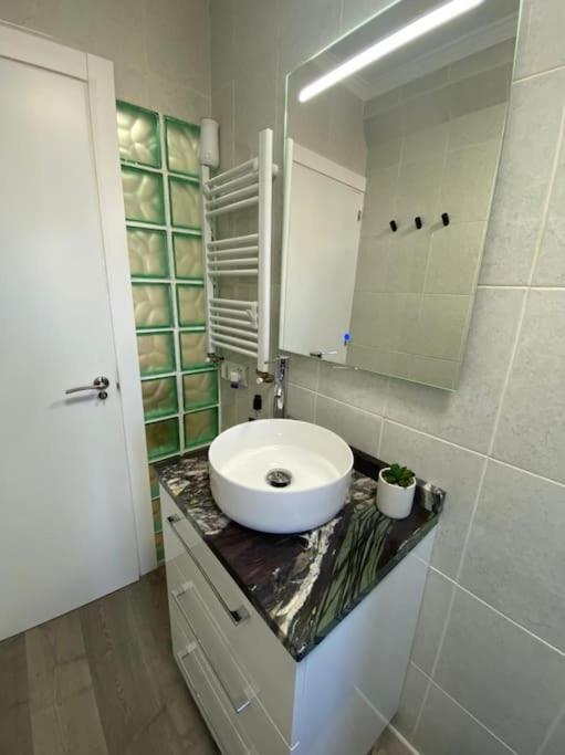 Centrico-parking Gratuito-wifi Apartment *