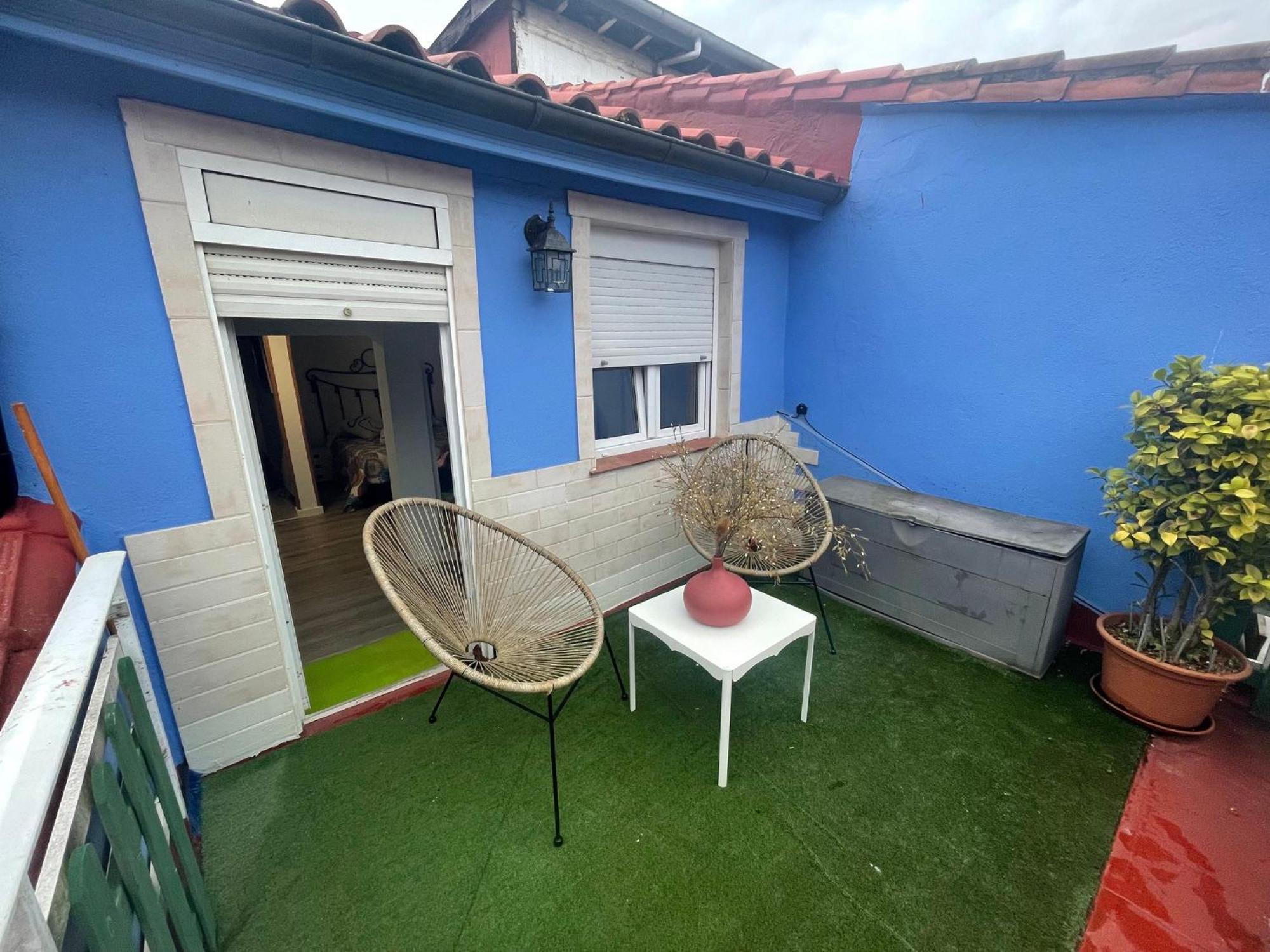 Apartamento ¡buhardilla Con Terracita En El Centro!