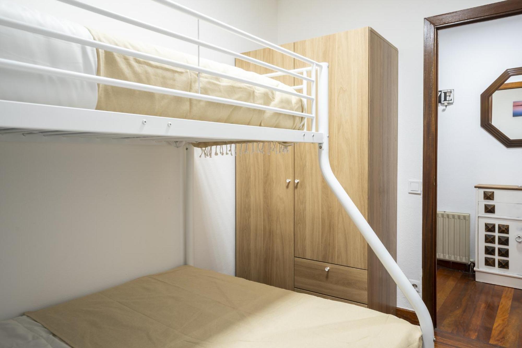 Castilla Con Parking Santander