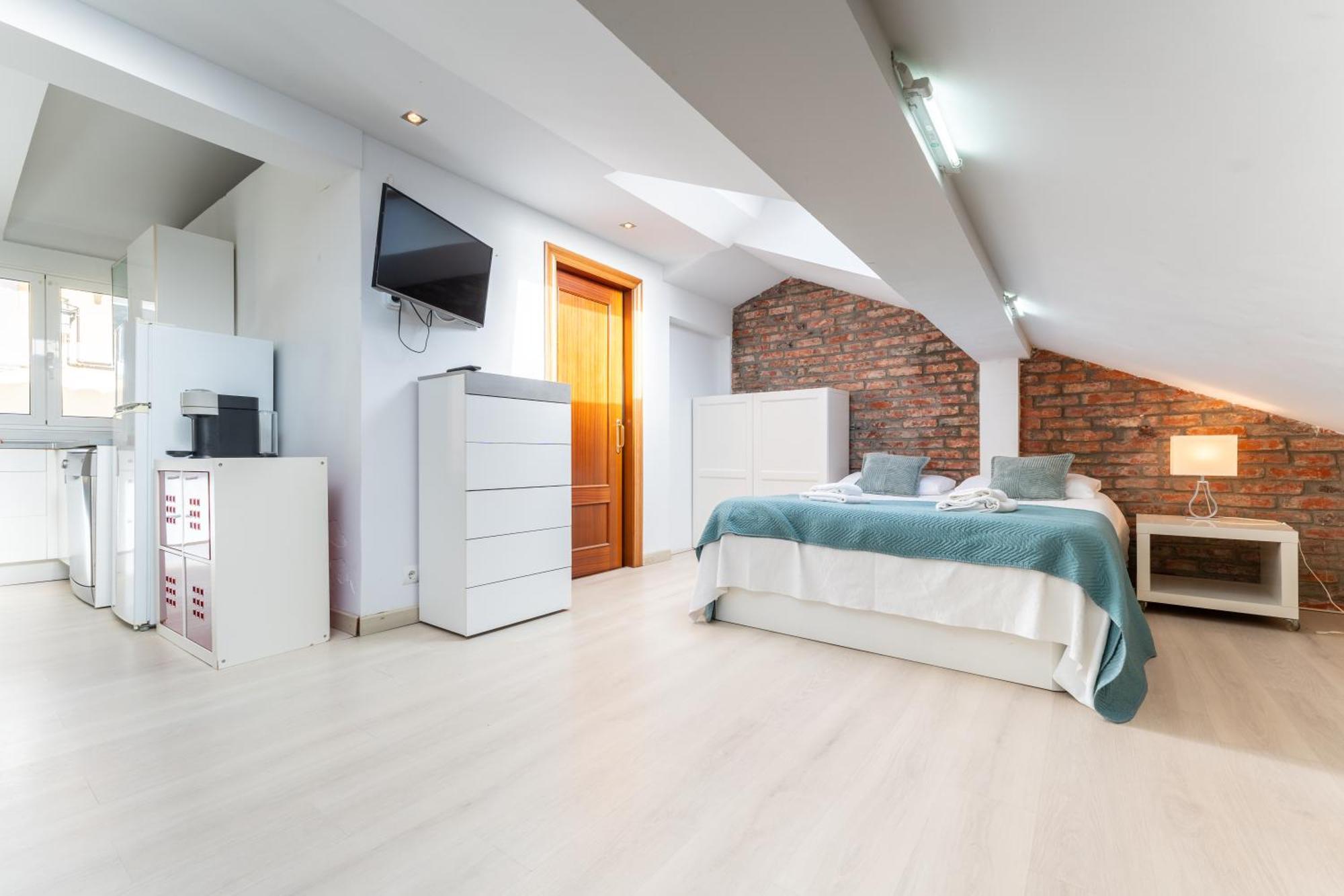 Loft En Calle Emblematica By Urbanhosting Apartamento Santander