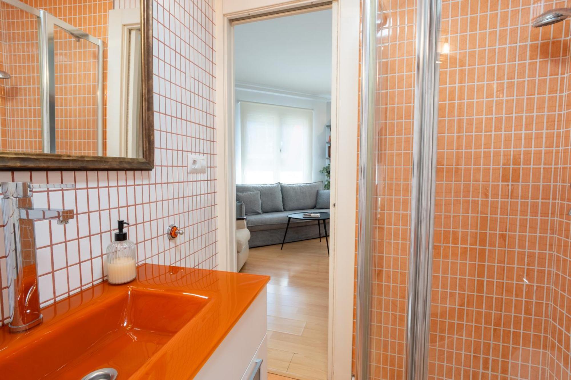 Estudio Reformado En Puerto Chico Apartamento *