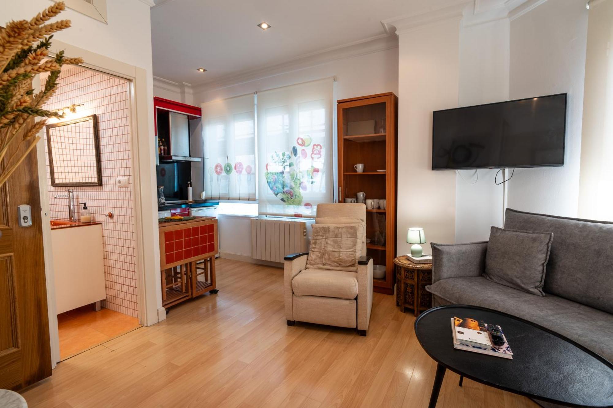 Apartamento Estudio Reformado En Puerto Chico Santander