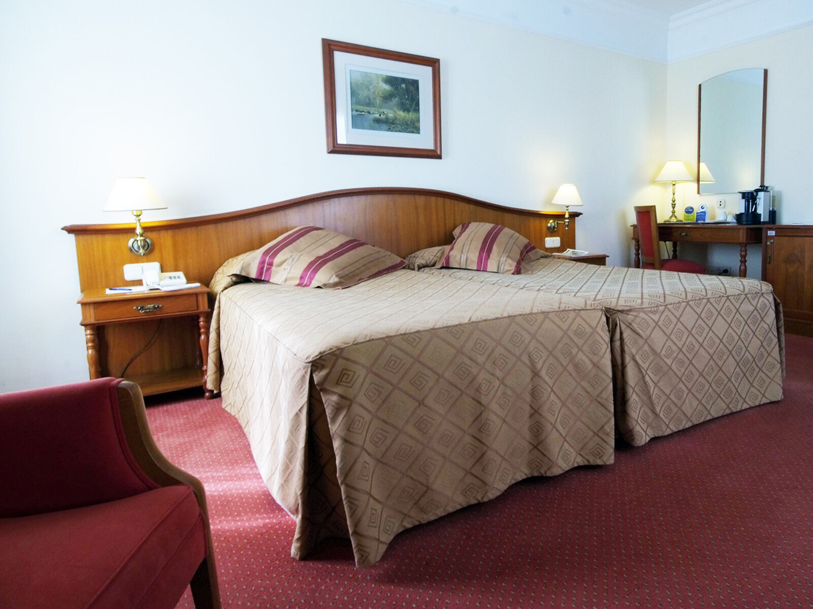 Hotel Hoyuela 4*