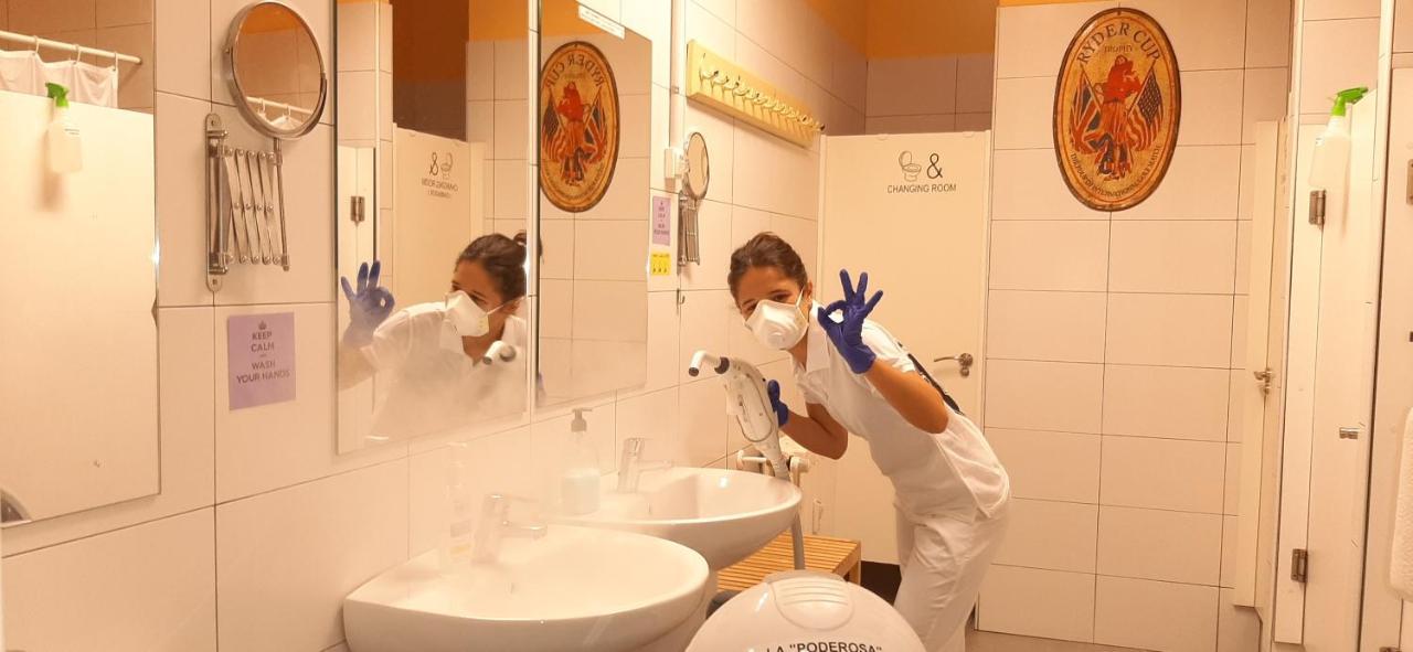 Hostal Santander Central Hostel *